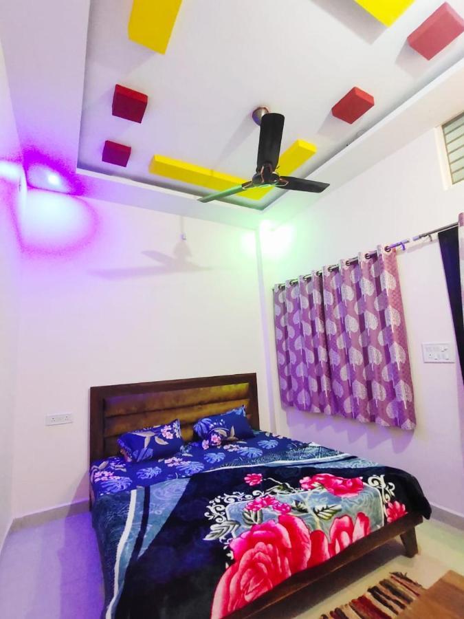 Deviksha Home Stay Ujjain Extérieur photo